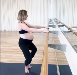 The Benefits of Pre-Natal Barre Workouts - Aleenta BARRE
