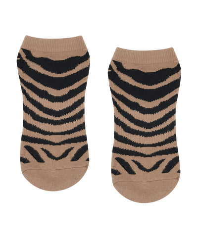 MoveActive I Low Rise Grippy Socks I Midnight Zebra